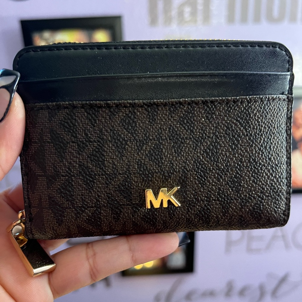 MK mini wallet